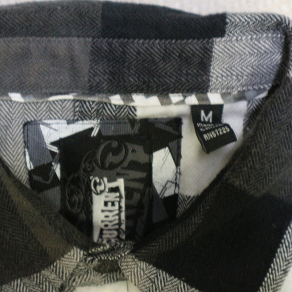 Like New OCEAN CURRENT Boys Gradient Plaid Shirt Sz Medium - Picture 5 of 8